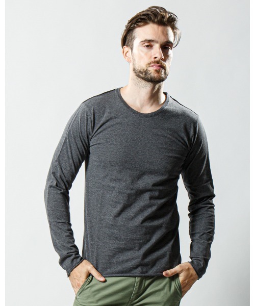 wjk(ダヴルジェイケイ)の「cut-off crew-neck L/S(Tシャツ/カットソー・メンズ・ブラック/ホワイト/チャコールグレー・MEDIUM/X-LARGE/SMALL/LARGE)」の3枚目の写真