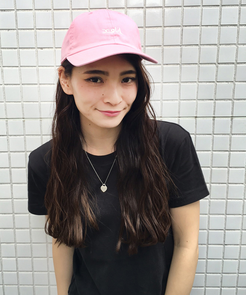 X-girl（エックスガール）の「LOGO COTTON CAP キャップ/パステルカラー/デイリーユース/帽子/ロゴ/ギフト（キャップ・レディース・ピンク/ライトブルー/ライトインディゴブルー/ホワイト/ブラック・ONE SIZE）」の5枚目の写真