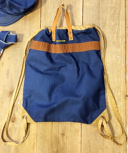 GREEN BOWL(グリーンボウル)の「GREEN BOWL Knapsack/グリーンボウルナップサック(バックパック/リュック・メンズ・インディゴブルー/オリーブ/サックスブルー・FREE)」の3枚目の写真