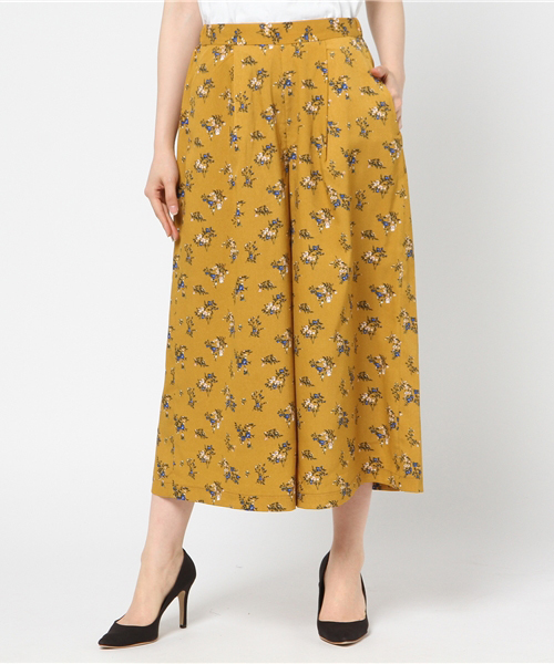 LBC(エルビーシー)の「花柄プリントイージーパンツ(その他パンツ・レディース・ネイビー/イエロー・M/L/MEDIUM/LARGE)」の13枚目の写真