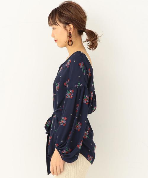 Another Edition(アナザーエディション)の「フラワークロスステッチ刺繍ブラウス ◆(シャツ/ブラウス・レディース・ナチュラル/ネイビー/イエロー・フリー)」の14枚目の写真