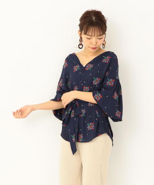 Another Edition(アナザーエディション)の「フラワークロスステッチ刺繍ブラウス ◆(シャツ/ブラウス・レディース・ナチュラル/ネイビー/イエロー・フリー)」の17枚目の写真