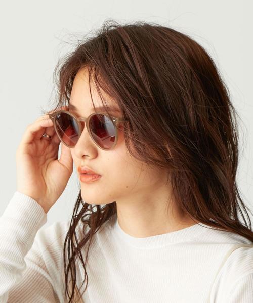 Ray-Ban（レイバン）の「Ray-Ban（レイバン） ROUND Beige / サングラス（サングラス・レディース・ベージュ・フリー）」の11枚目の写真