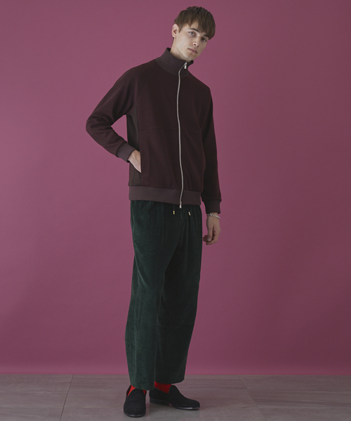 STUDIOUS（ステュディオス）の「コーデュロイ2タックワイドパンツ（その他パンツ・メンズ・グリーン/ブラウン・2/1）」の4枚目の写真