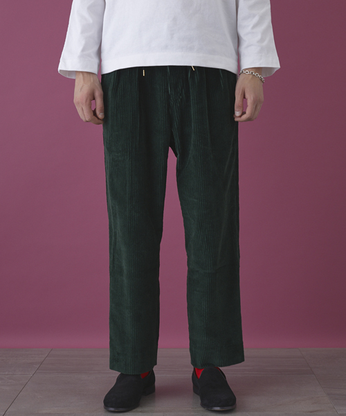 STUDIOUS（ステュディオス）の「コーデュロイ2タックワイドパンツ（その他パンツ・メンズ・グリーン/ブラウン・2/1）」の6枚目の写真