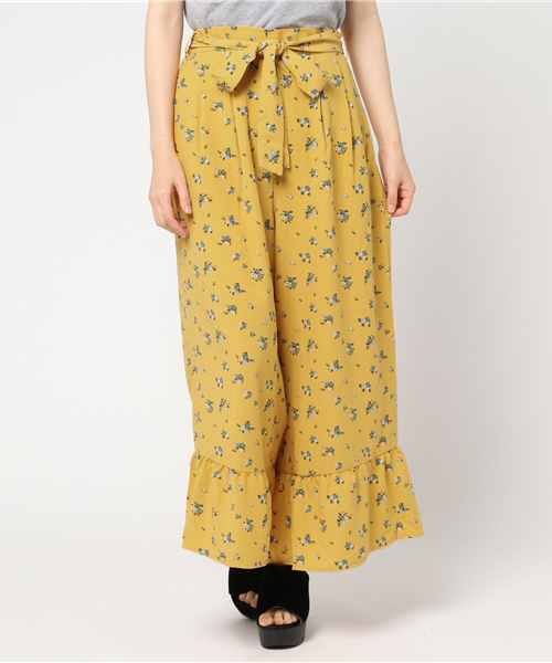 Honeys(ハニーズ)の「リボンベルト付き フリルワイドパンツ(その他パンツ・レディース・ブラック系その他/ブルー系その他/イエロー系その他・L/M)」の1枚目の写真
