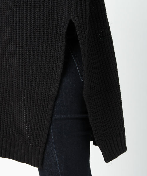 PUNYUS（プニュズ）の「スリットタートルニットワンピ（ワンピース・レディース・カーキ/レッド/グレー/ブラック・4/2/3/1）」の9枚目の写真