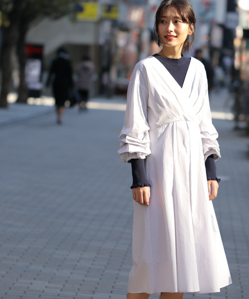 laboratory work（ラボラトリーワーク）の「カシュクールアレンジ袖ワンピース（ワンピース・レディース・ネイビー/グレー・MEDIUM）」の6枚目の写真