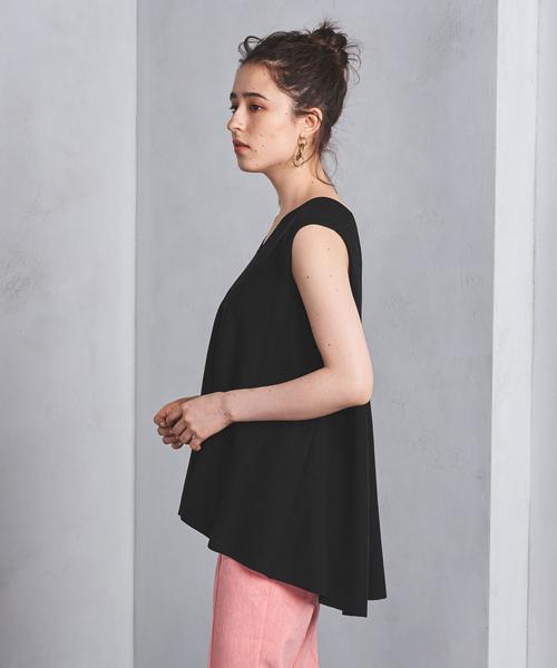 UNITED ARROWS（ユナイテッドアローズ）の「UBCS フレア ノースリーブニット（ニット/セーター・レディース・オフホワイト/コバルトブルー/ブラック・フリー）」の11枚目の写真