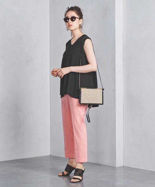 UNITED ARROWS（ユナイテッドアローズ）の「UBCS フレア ノースリーブニット（ニット/セーター・レディース・オフホワイト/コバルトブルー/ブラック・フリー）」の10枚目の写真