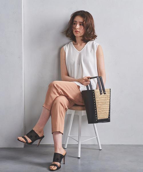 UNITED ARROWS（ユナイテッドアローズ）の「UBCS フレア ノースリーブニット（ニット/セーター・レディース・オフホワイト/コバルトブルー/ブラック・フリー）」の5枚目の写真