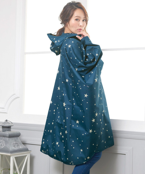 KOBE LETTUCE（コウベレタス）の「持ち歩きに便利なポーチSET！レインポンチョ/レインコート/かっぱ/雨合羽/レディース[J508]神戸レタス（レインコート/ポンチョ・レディース・ホワイト系その他/グレー系その他/グリーン系その他/レッド系その他/ブルー系その他/ホワイト系その他2・FREE）」の5枚目の写真