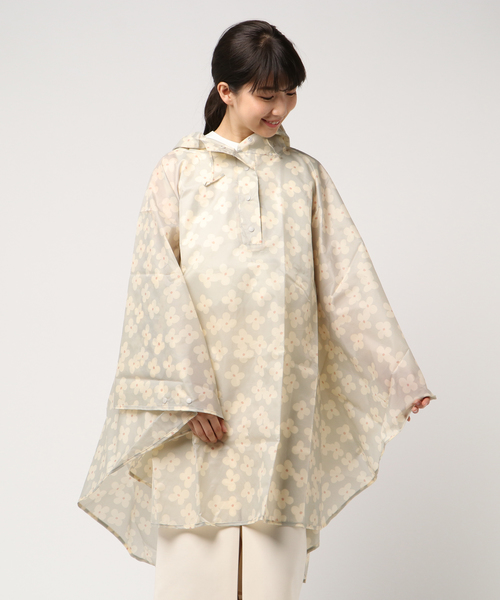 KOBE LETTUCE（コウベレタス）の「持ち歩きに便利なポーチSET！レインポンチョ/レインコート/かっぱ/雨合羽/レディース[J508]神戸レタス（レインコート/ポンチョ・レディース・ホワイト系その他/グレー系その他/グリーン系その他/レッド系その他/ブルー系その他/ホワイト系その他2・FREE）」の4枚目の写真
