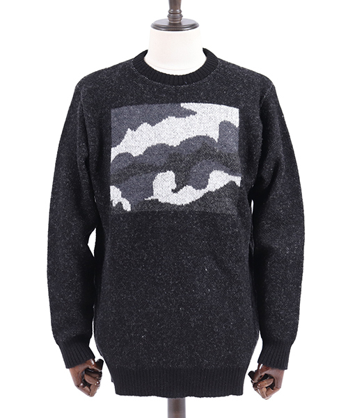 CAMBIO（カンビオ）の「mn1842-クリッピングカモ柄セーター（ニット/セーター・メンズ・ブラック系その他/ブラック系その他2/ブラック系その他3・S/M/L）」の6枚目の写真