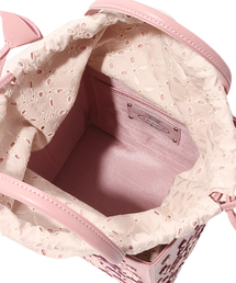 TOCCA（トッカ）の「FLOWER DROP LEATHER BAG