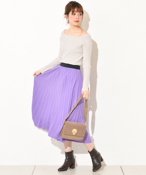 natural couture(ナチュラルクチュール)の「スクエアネックリブニット(ニット/セーター・レディース・ブルー/グリーン/グレイッシュベージュ/ラベンダー・FREE)」の5枚目の写真