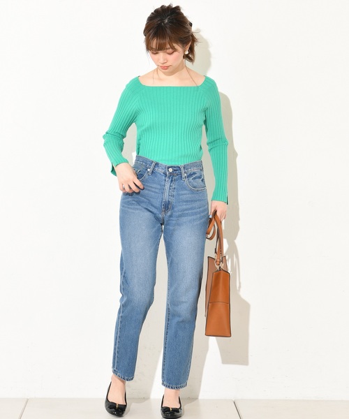 natural couture(ナチュラルクチュール)の「スクエアネックリブニット(ニット/セーター・レディース・ブルー/グリーン/グレイッシュベージュ/ラベンダー・FREE)」の8枚目の写真