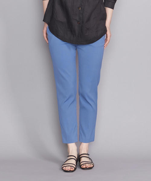 BEAUTY&YOUTH UNITED ARROWS（ビューティーアンドユースユナイテッドアローズ）の「BY ギャザーテーパード9分丈パンツ о（その他パンツ・レディース・ブラック/ナチュラル/コバルトブルー・SMALL/LARGE/MEDIUM）」の3枚目の写真