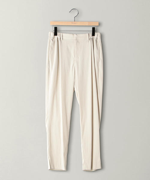 BEAUTY&YOUTH UNITED ARROWS（ビューティーアンドユースユナイテッドアローズ）の「BY ギャザーテーパード9分丈パンツ о（その他パンツ・レディース・ブラック/ナチュラル/コバルトブルー・SMALL/LARGE/MEDIUM）」の16枚目の写真