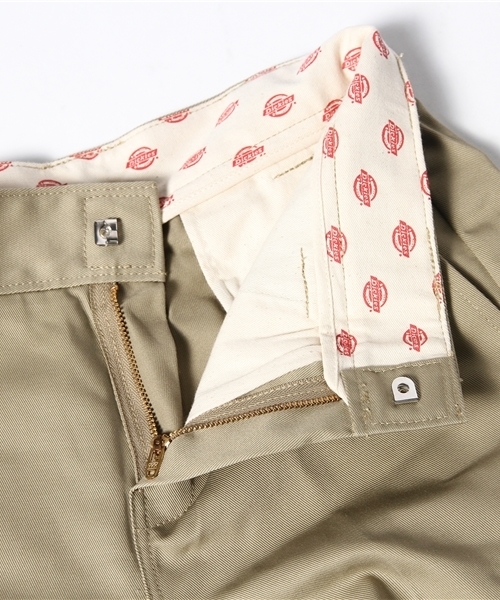 Dickies（ディッキーズ）の「WD874Lローライズワークパンツ（チノパンツ・レディース・スカイブルー/ダークネイビー/レッド/ブラック/ヘザ－グレー/ブラウン/ベージュ/カーキ・27inch/26inch/29inch/25inch/28inch）」の14枚目の写真