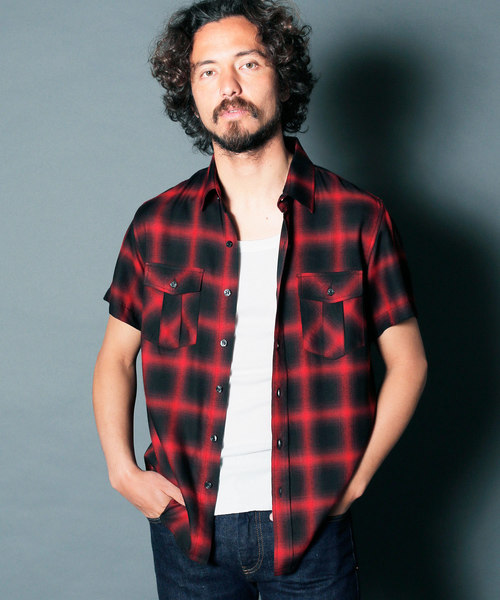 Magine(マージン)の「【Magine】RAYON OMBRE CHK MILITARY PKT SHIRTS S/S : レーヨンオンブレチェック ミリタリーシャツ(シャツ/ブラウス・メンズ・ブラック/レッド/ブルー・44/46/48)」の2枚目の写真