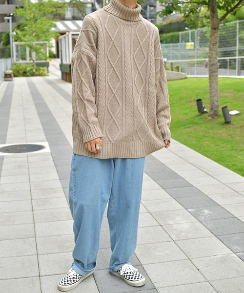 kutir（クティール）の「タートルネックケーブルニット（ニット/セーター・メンズ・アイボリー/ベージュ/ブラック・MEDIUM/LARGE/X-LARGE）」の8枚目の写真