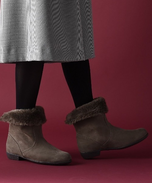 velikoko ���N�`�����ꂢ�V���[�Y�i���F���R�R�j�́u�y19.5�`27.0cm�z�܂�Ԃ�2way�t�@�[�u�[�c�i2cm�q�[���j�i�u�[�c�j�v�b�O���[