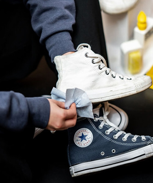 SHOE SHAME(シューシェイム)の「〈SHOE SHAME/シューシェイム〉WIPE AND WALK クリーニングシート10枚入り シューケア用品(シューケア用品・メンズ・ホワイト×イエロー・FREE)」の11枚目の写真