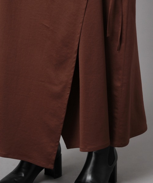 LOWRYS FARM（ローリーズファーム）の「サテンカシュクールキャミワンピース　861488（ワンピース・レディース・ブラウン/グリーン/ピンク・FREE）」の9枚目の写真