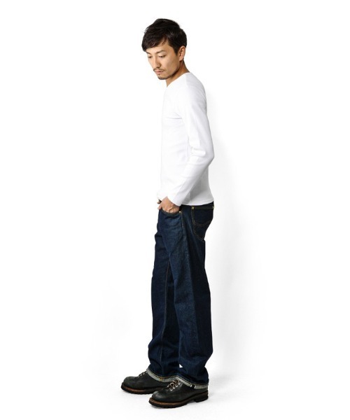 AVIREX(アヴィレックス)の「AVIREX デイリーウエア 長袖Vネック 6153480(Tシャツ/カットソー・メンズ・ホワイト/ブラック/グレー/チャコールグレー/ロイヤルブルー・S/L/XL/M)」の7枚目の写真