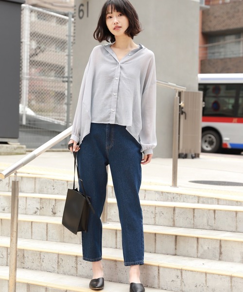 LAKOLE(ラコレ)の「シャーリングシアーブラウス / LAKOLE(シャツ/ブラウス・レディース・ベージュ/ライトブルー/スモーク/アイボリー・SMALL/MEDIUM)」の10枚目の写真