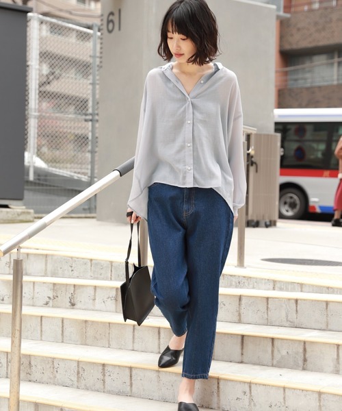 LAKOLE(ラコレ)の「シャーリングシアーブラウス / LAKOLE(シャツ/ブラウス・レディース・ベージュ/ライトブルー/スモーク/アイボリー・SMALL/MEDIUM)」の12枚目の写真