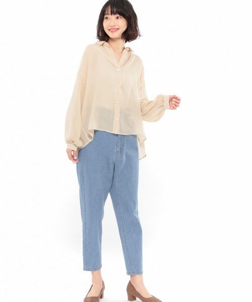 LAKOLE(ラコレ)の「シャーリングシアーブラウス / LAKOLE(シャツ/ブラウス・レディース・ベージュ/ライトブルー/スモーク/アイボリー・SMALL/MEDIUM)」の5枚目の写真