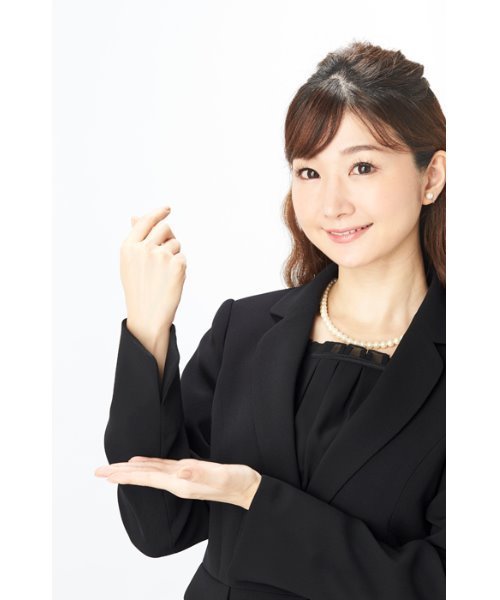MONOIR(モノワール)の「濃染加工3点セット(ジャケット ブラウス スカート)(アンサンブル・レディース・ブラック・11号/9号/13号/7号)」の3枚目の写真
