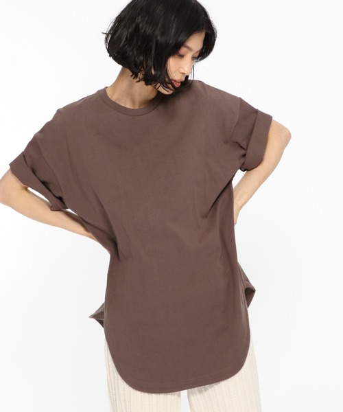 LAKOLE（ラコレ）の「オープンエンドラウンドヘムチュニック / LAKOLE（Tシャツ/カットソー・レディース・シャーベット/チャコール/サンドグレー/オフホワイト/ブラウン・SMALL/MEDIUM）」の5枚目の写真