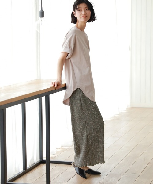 LAKOLE（ラコレ）の「オープンエンドラウンドヘムチュニック / LAKOLE（Tシャツ/カットソー・レディース・シャーベット/チャコール/サンドグレー/オフホワイト/ブラウン・SMALL/MEDIUM）」の7枚目の写真