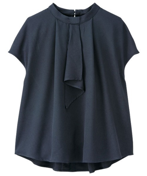 GeeRA（ジーラ）の「ボウタイ風デザインブラウス（シャツ/ブラウス・レディース・ベージュ/ブラウン/ネイビー/ブラック・MEDIUM/LARGE）」の9枚目の写真