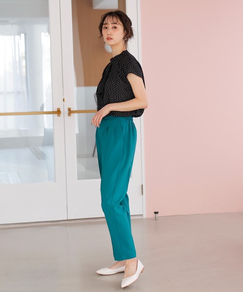 GeeRA（ジーラ）の「ボウタイ風デザインブラウス（シャツ/ブラウス・レディース・ベージュ/ブラウン/ネイビー/ブラック・MEDIUM/LARGE）」の14枚目の写真