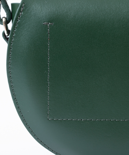 qualite（カリテ）の「【YAHKI】ラウンドショルダー（ショルダーバッグ・レディース・ダークグリーン/ワイン・フリー）」の7枚目の写真