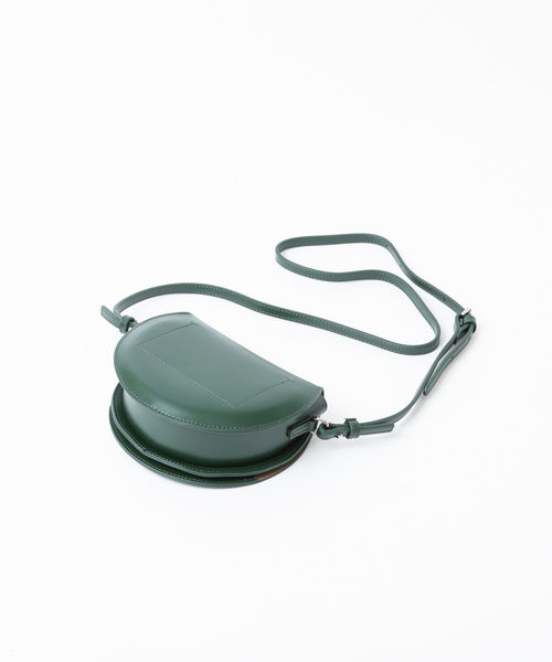 qualite（カリテ）の「【YAHKI】ラウンドショルダー（ショルダーバッグ・レディース・ダークグリーン/ワイン・フリー）」の11枚目の写真