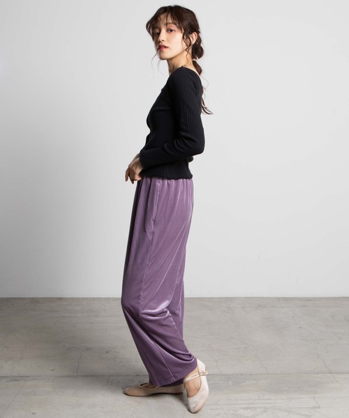 WEGO(ウィゴー)の「WEGO/ベロアコールワイドパンツ(スラックス・レディース・ブラック/パープル/ブラウン/アイボリー・FREE)」の15枚目の写真