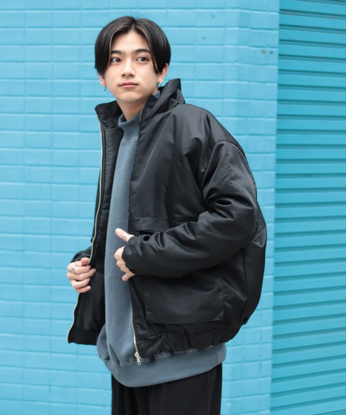 CREARE -LINO-（クレアーレリノ）の「ドロップショルダー オーバーサイズ 中綿 CPOブルゾン（ブルゾン・メンズ・ブラック/カーキ/グレイッシュブルー・FREE）」の2枚目の写真