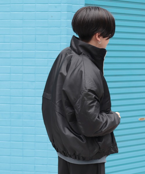 CREARE -LINO-（クレアーレリノ）の「ドロップショルダー オーバーサイズ 中綿 CPOブルゾン（ブルゾン・メンズ・ブラック/カーキ/グレイッシュブルー・FREE）」の5枚目の写真