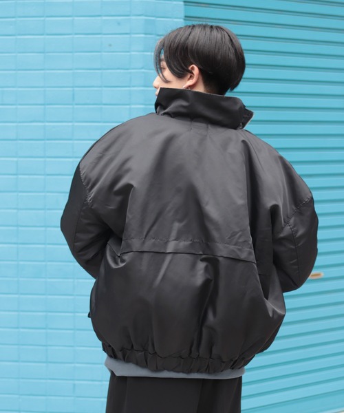 CREARE -LINO-（クレアーレリノ）の「ドロップショルダー オーバーサイズ 中綿 CPOブルゾン（ブルゾン・メンズ・ブラック/カーキ/グレイッシュブルー・FREE）」の6枚目の写真