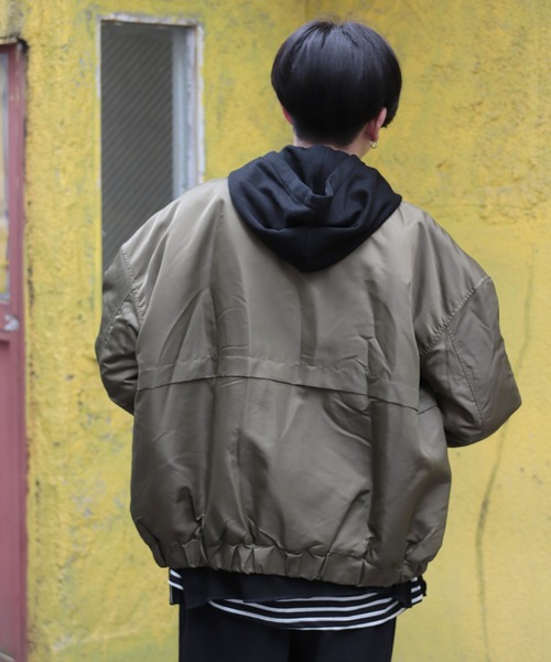 CREARE -LINO-（クレアーレリノ）の「ドロップショルダー オーバーサイズ 中綿 CPOブルゾン（ブルゾン・メンズ・ブラック/カーキ/グレイッシュブルー・FREE）」の13枚目の写真