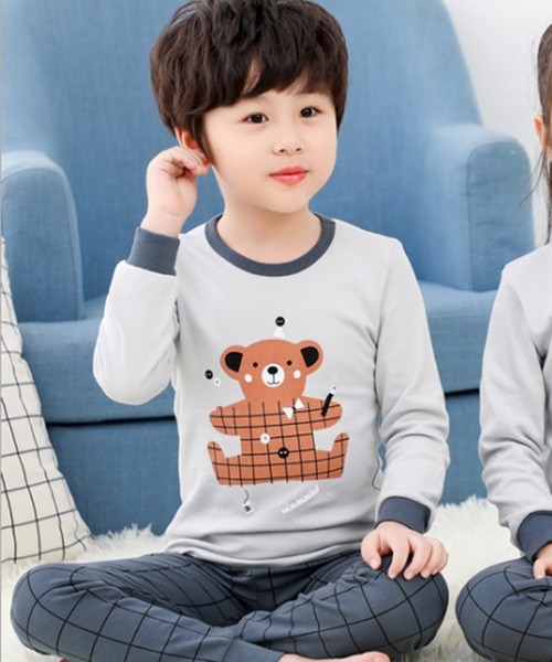 DAY CLOSET（デイ クローゼット）の「キッズ　長袖プリント柄リラックスコットンルームウェアパジャマ 上下2点セット（ルームウェア/パジャマ・キッズ・レッド/ブルー系その他/ピンク系その他/ブルー/ブラウン/グレイッシュベージュ/イエロー/ピンク/グリーン/グリーン系その他2/グリーン系その他3/ブルー系その他2/グリーン系その他/ネイビー・150cm/140cm/110cm/120cm/130cm/100cm）」の21枚目の写真