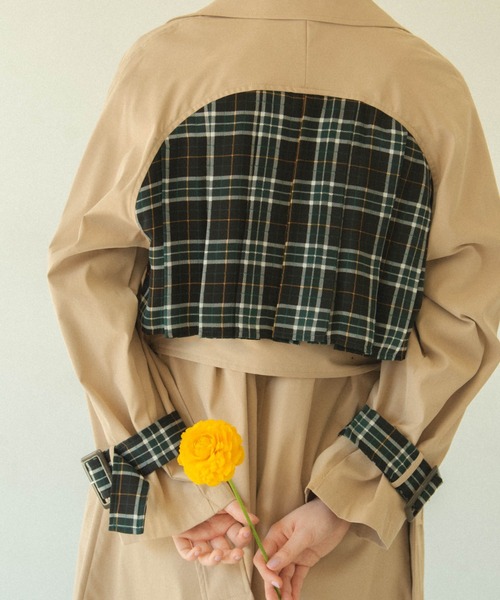 idem（イデム）の「zephyr trench coat/チェックプリーツトレンチコート（トレンチコート・レディース・グリーン/ボルドー・FREE）」の13枚目の写真