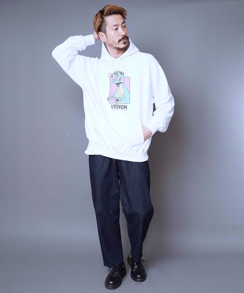 VISION STREET WEAR（ヴィジョンストリートウェア）の「【VISION STREET WEAR/ビジョンストリートウェア】恐竜プリント裏毛パーカー　人気デザインのパーカーアイテム　バックプリント　ドロップショルダー型/ビッグシルエット（パーカー・メンズ・ホワイト/ブラック/ブルー・MEDIUM/LARGE）」の5枚目の写真