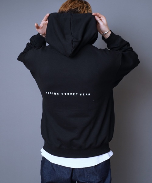 VISION STREET WEAR（ヴィジョンストリートウェア）の「【VISION STREET WEAR/ビジョンストリートウェア】恐竜プリント裏毛パーカー　人気デザインのパーカーアイテム　バックプリント　ドロップショルダー型/ビッグシルエット（パーカー・メンズ・ホワイト/ブラック/ブルー・MEDIUM/LARGE）」の13枚目の写真