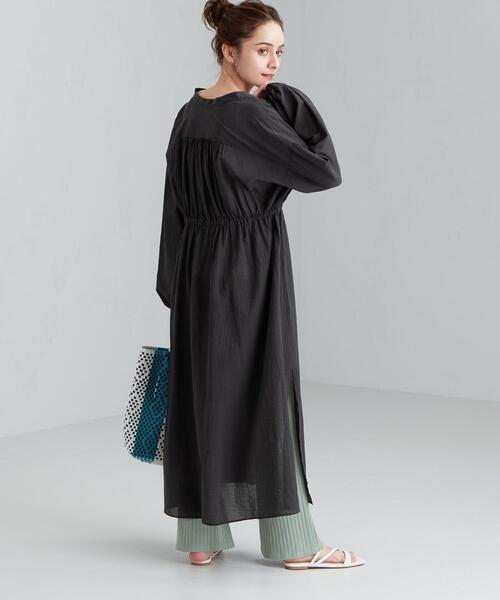 green label relaxing(グリーンレーベルリラクシング)の「CFC コットン ボイル ガウン ワンピース(ワンピース・レディース・ベージュ/イエロー/ブラック・FREE)」の10枚目の写真
